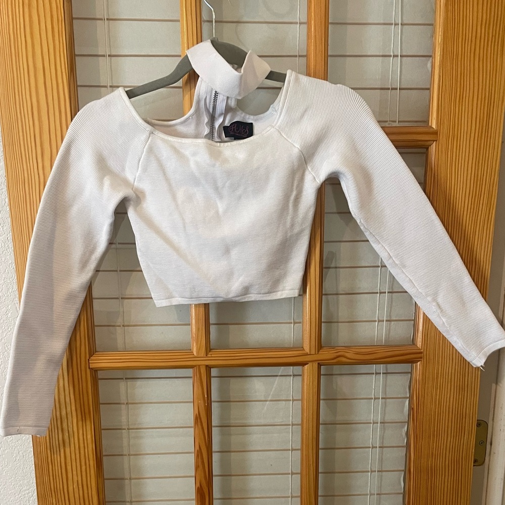 White Long Sleeve Crop Top